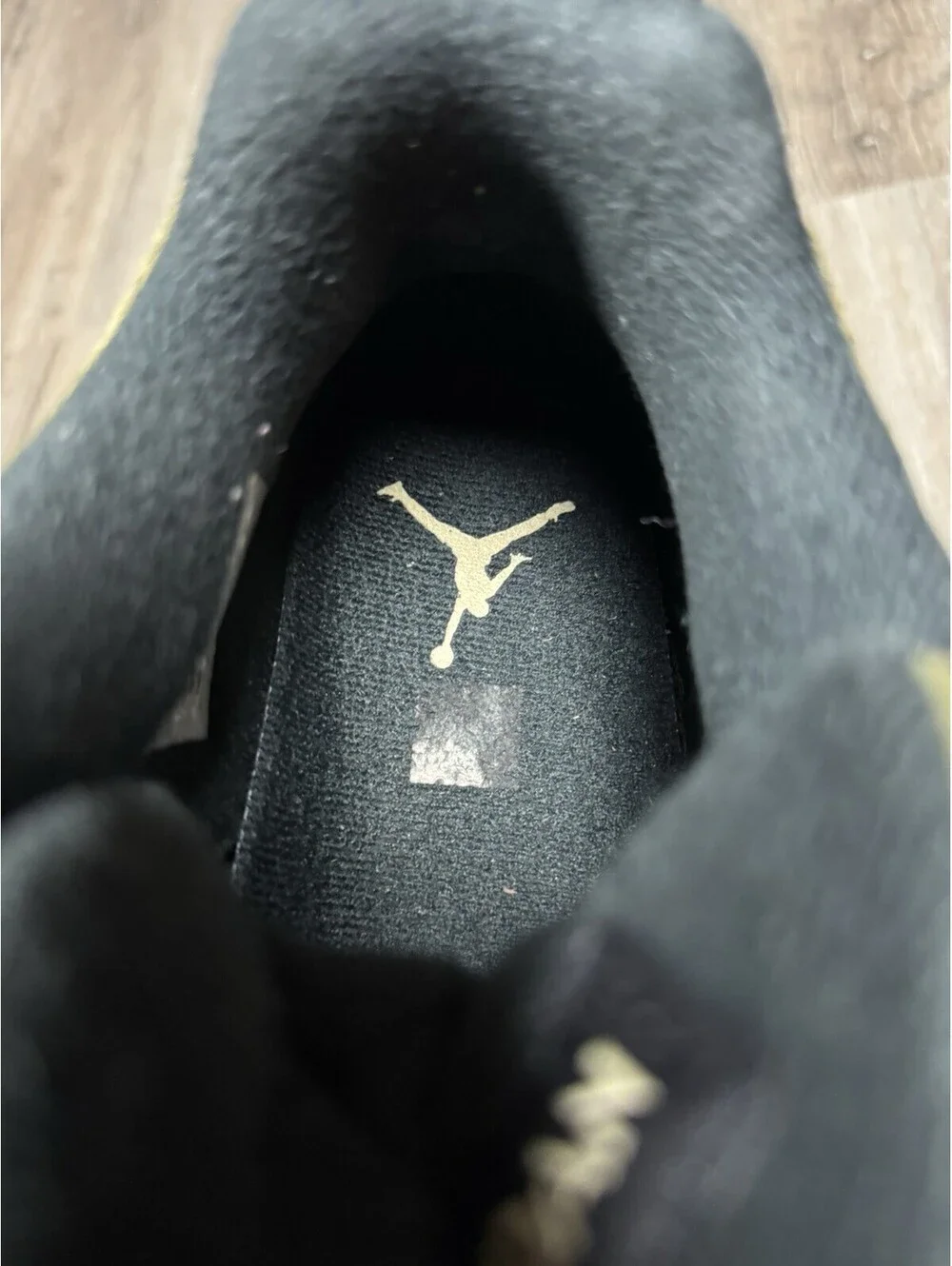 Size 9.5 - Jordan 4 SE Retro Low Craft - Olive (CLEAN!)